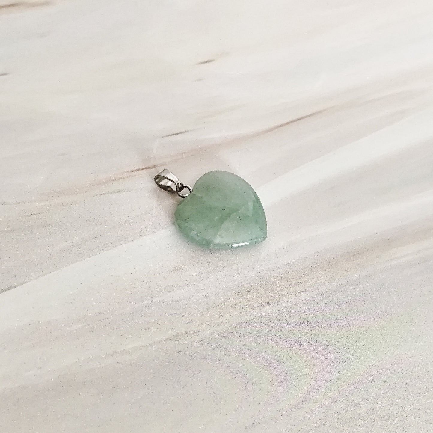 pendentif coeur en aventurine verte