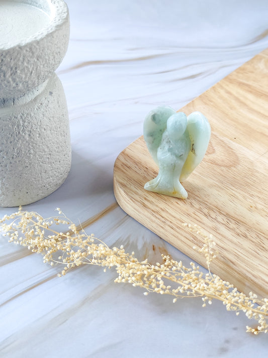 Ange en Amazonite multicolore avec cavité