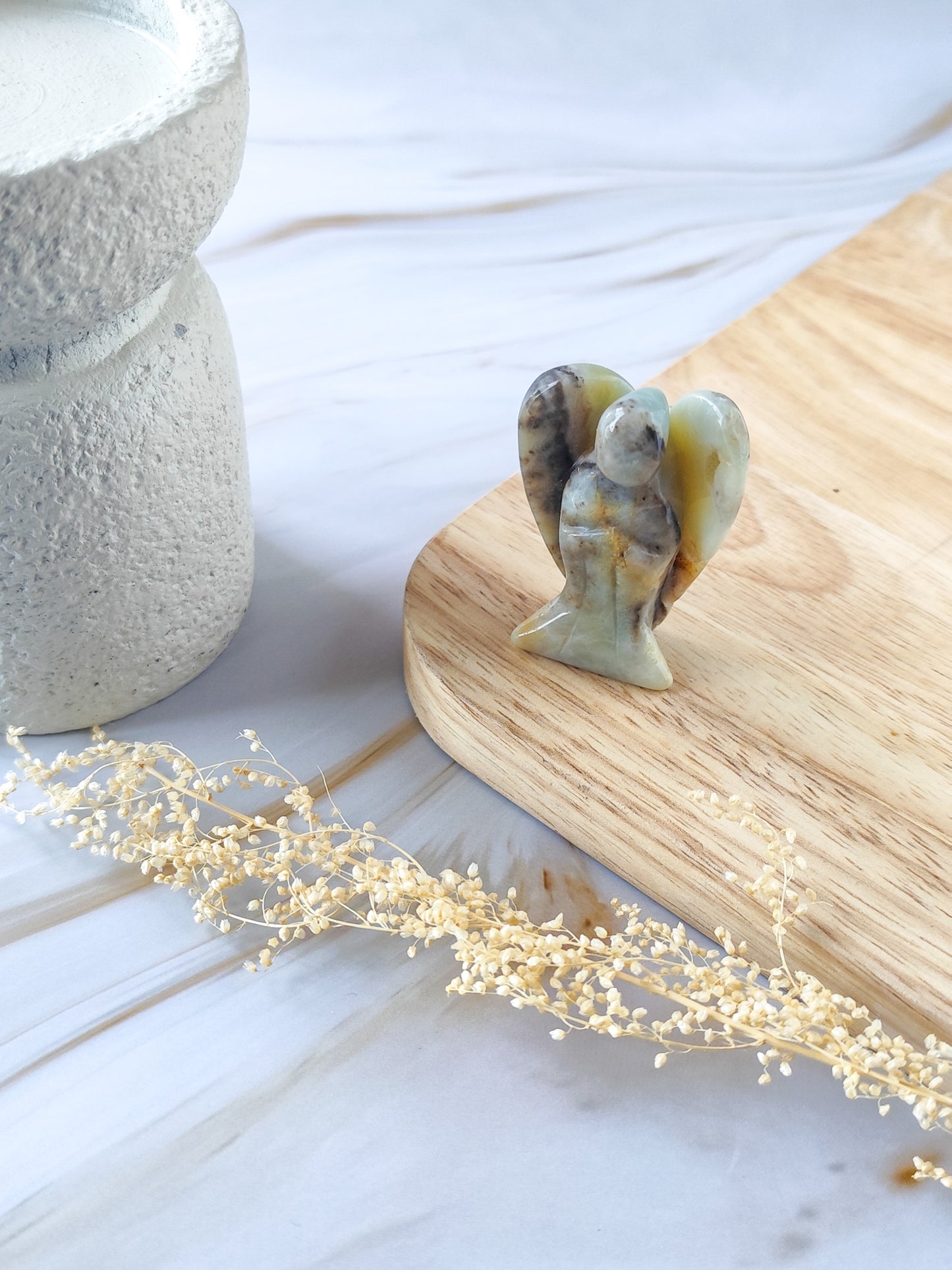 Ange en Amazonite multicolore avec cavité