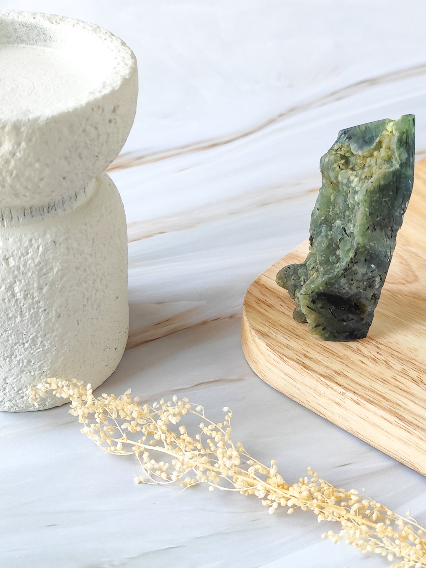 Pointe semi polie en Prehnite