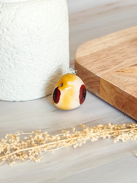 Pendentif en pierre roulée de Mokaïte