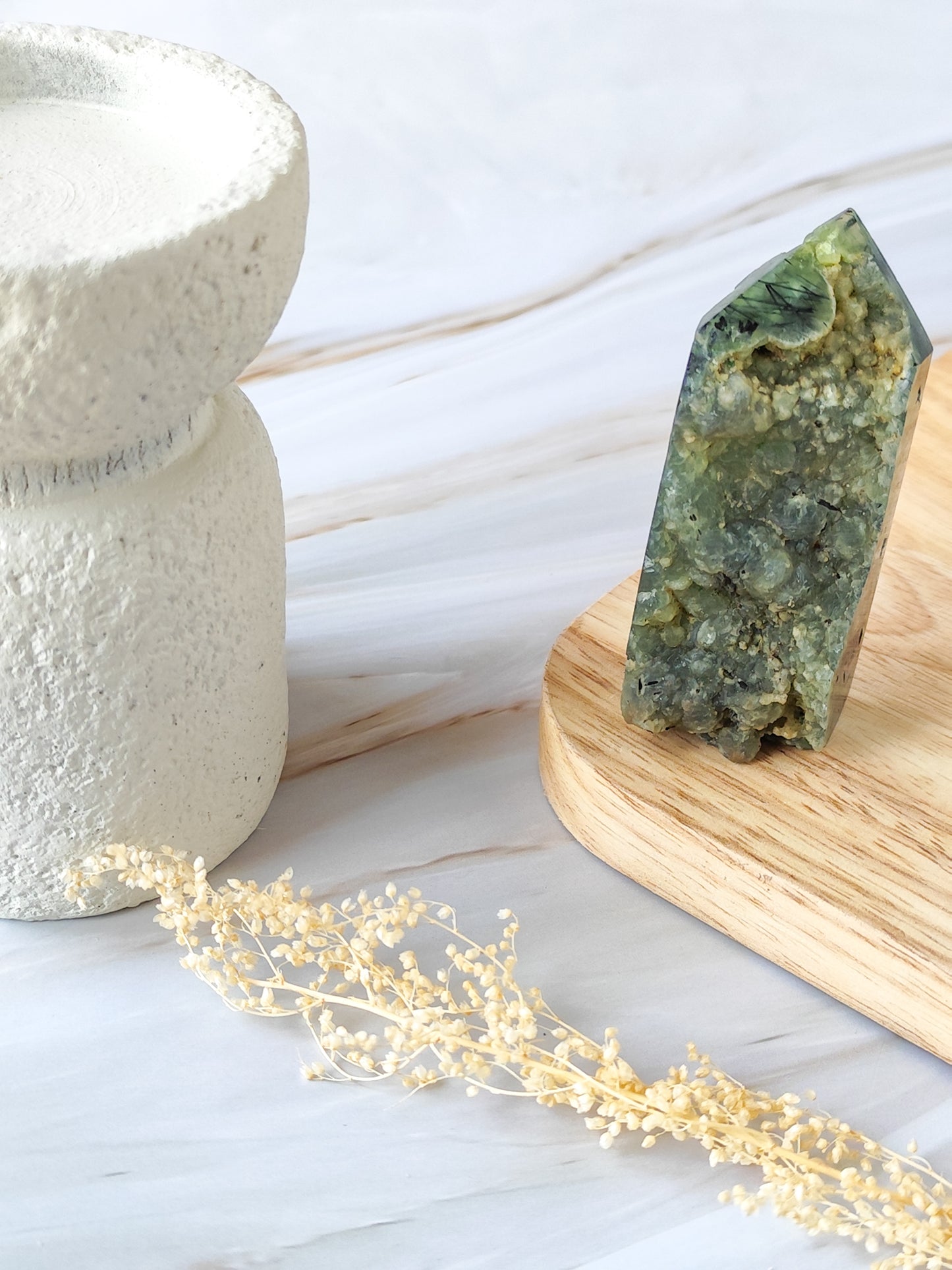 Pointe semi polie en Prehnite