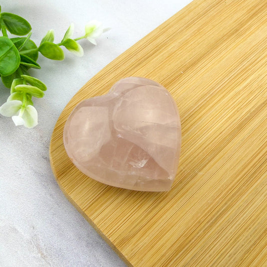 Quartz rose : la pierre du cœur et de l’amour de soi