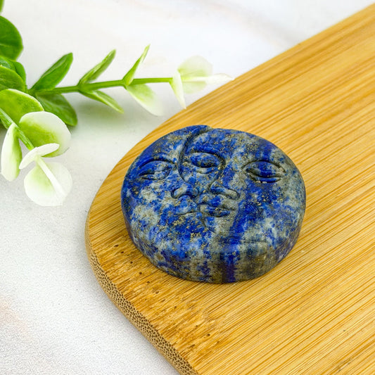 pierre en lapis lazuli