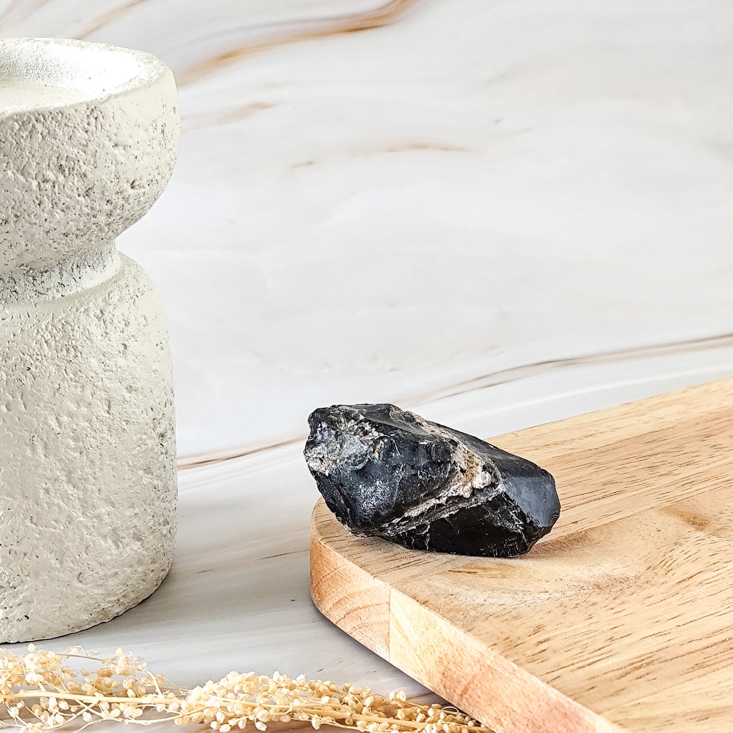 Pierre brute en tourmaline noire