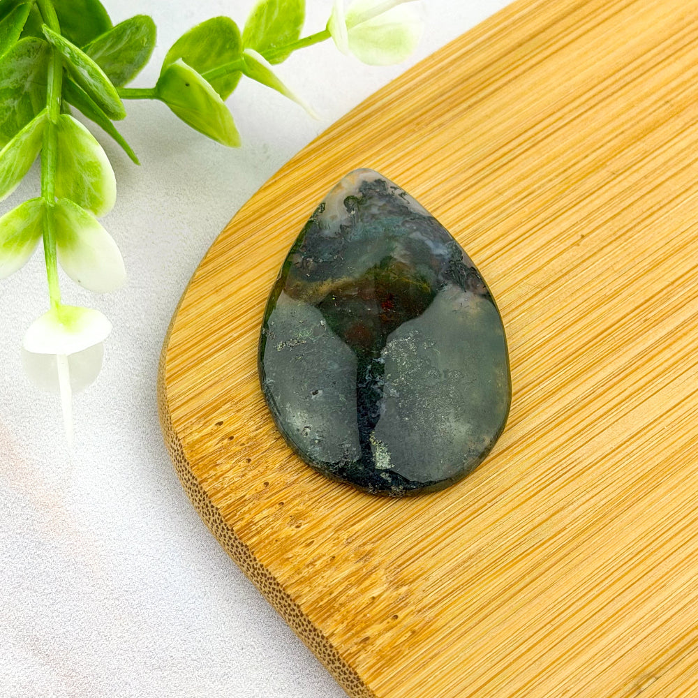 cabochon en agate mousse