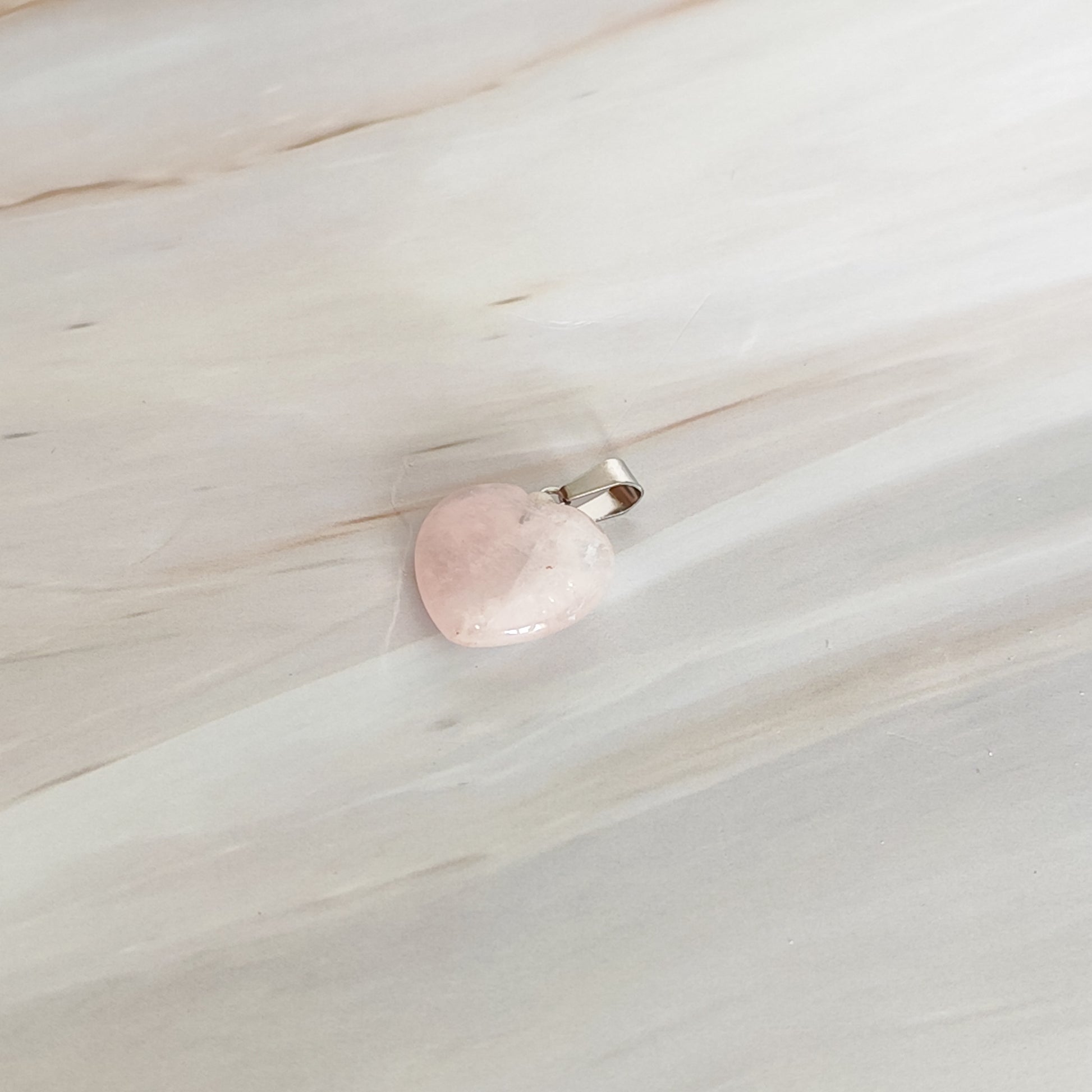 Pendentif coeur en quartz rose