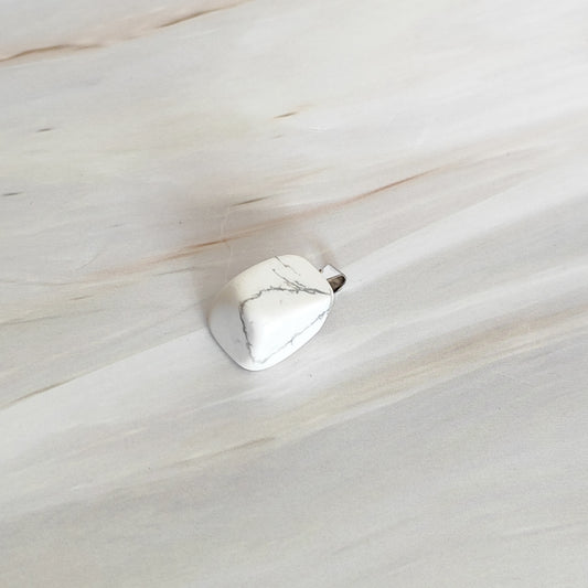 pendentif rectangle en howlite blanche
