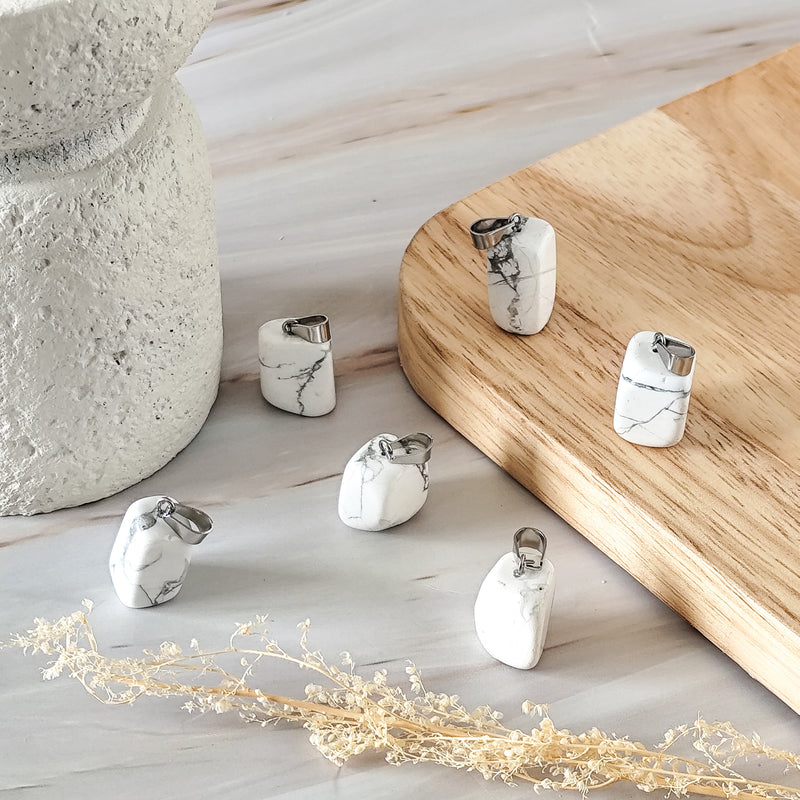 Pendentif rectangle en Howlite