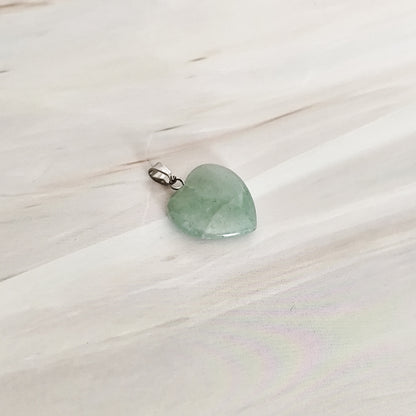 pendentif coeur en aventurine verte
