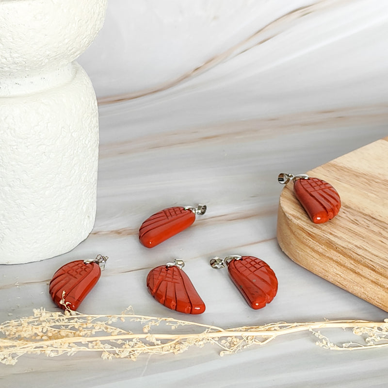 Pendentif aile d'ange en Jaspe Rouge