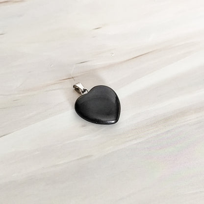 pendentif coeur en obsidienne noire
