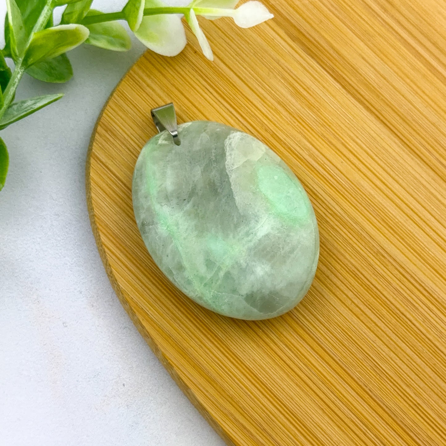 Pendentif en garniérite