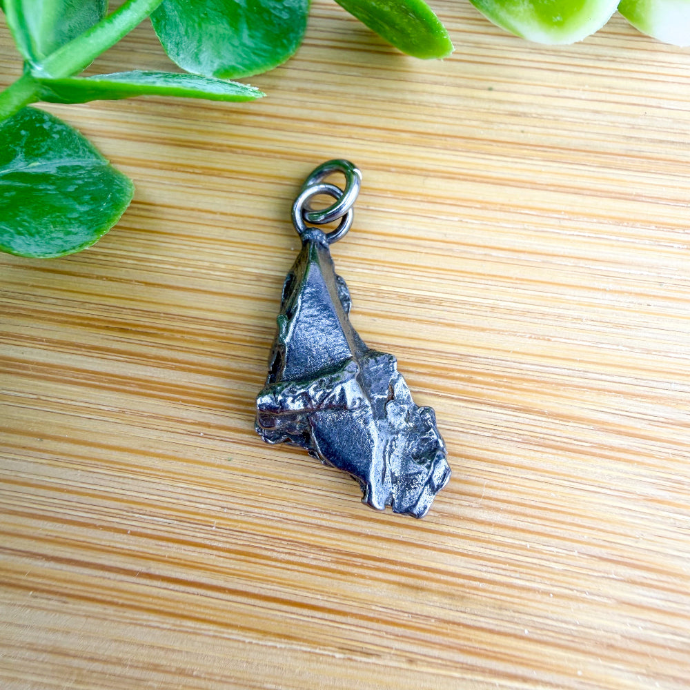 Pendentif en météorite