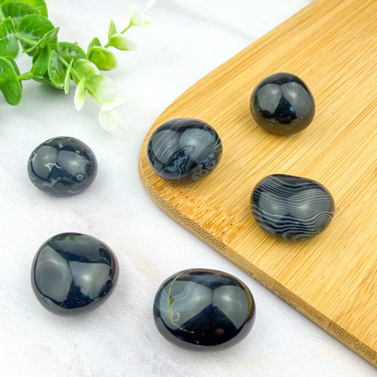 Pierre roulée en agate de gobi