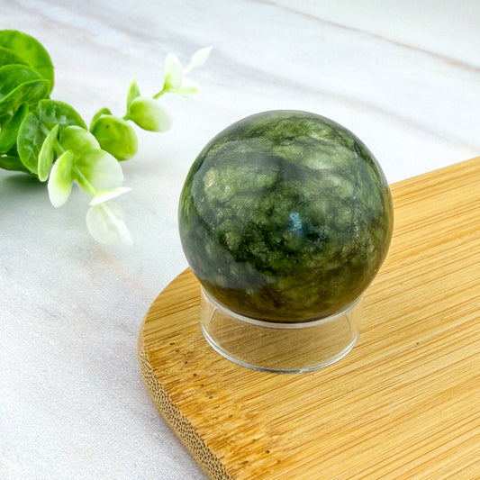 Sphère en jade néphrite