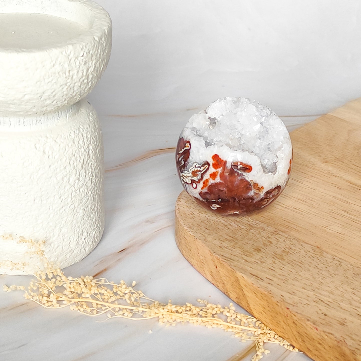 Sphère en Cornaline Drusée