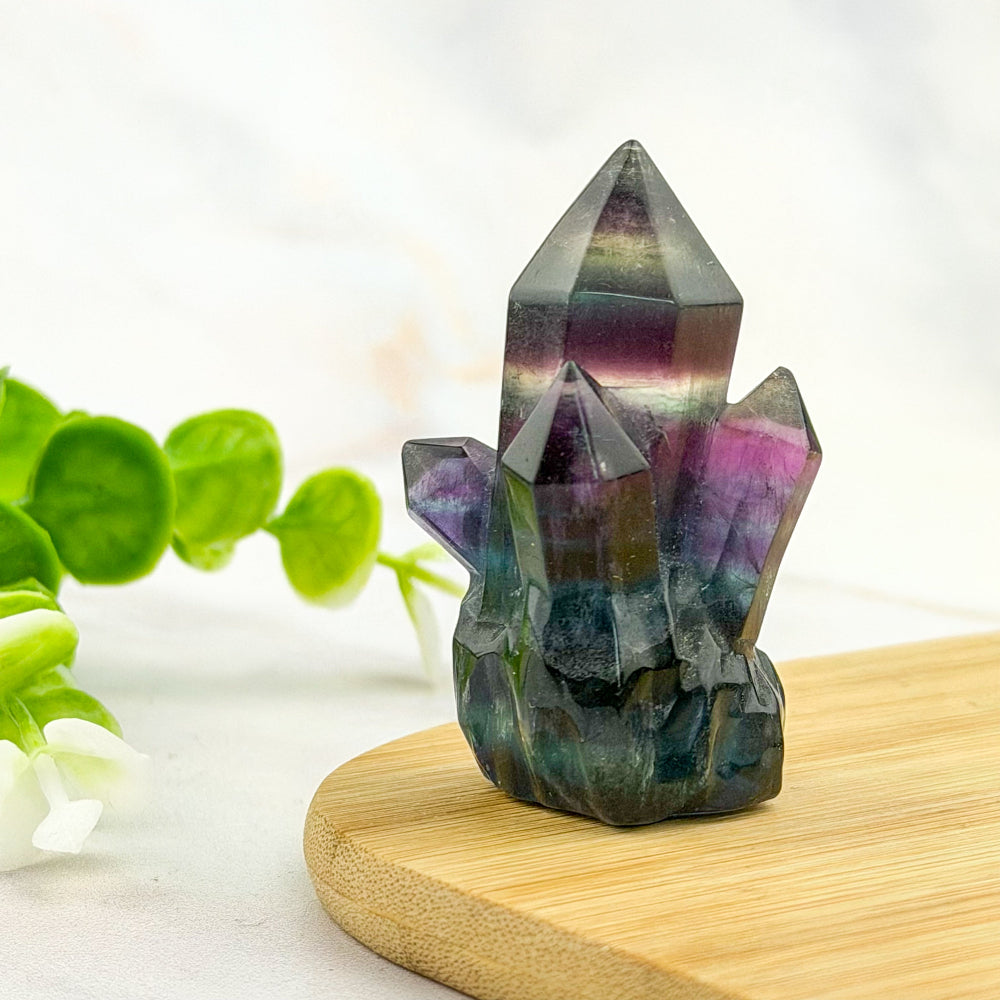 forme libre en fluorite multicolore