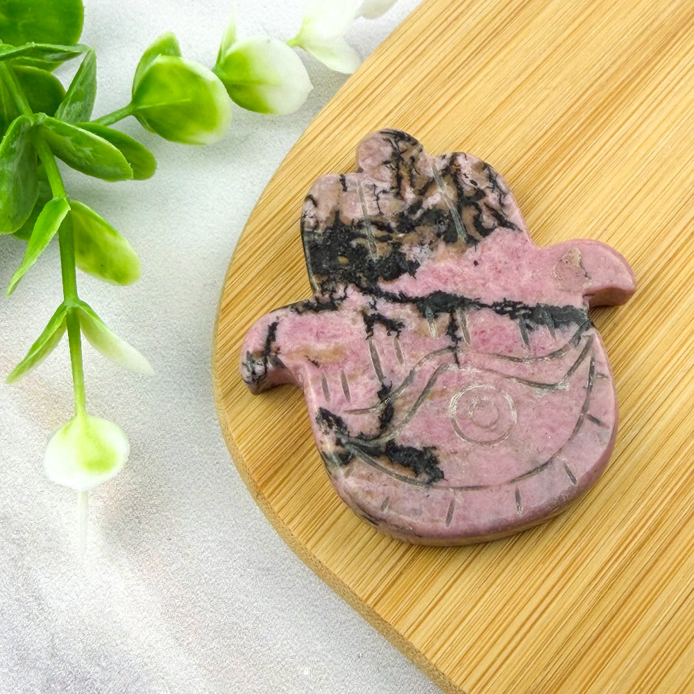 main en rhodonite