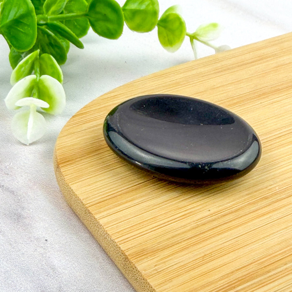 galet anti stress en obsidienne noire