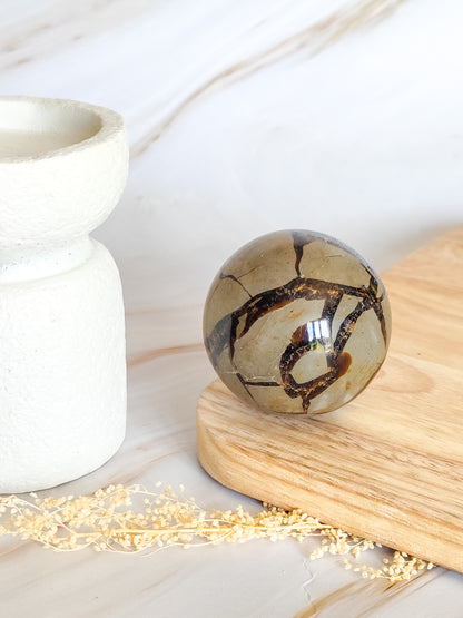 Sphère en Septaria