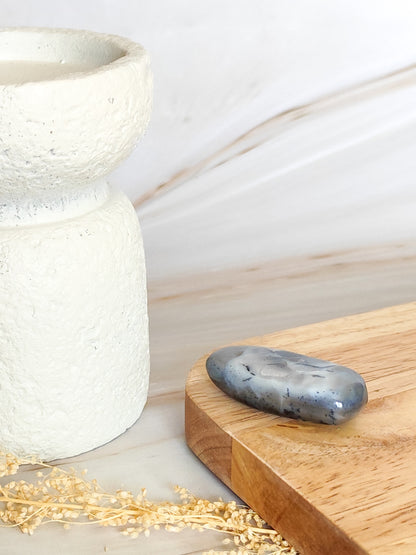 Galet Calcédoine Dendritique