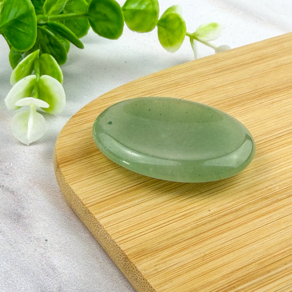 galet incurvé en aventurine verte